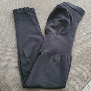 Leading lady maternity leggings size small